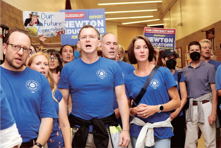 The NTA began the school year by organizing a highly successful boycott by remaining silent at all staff meetings.